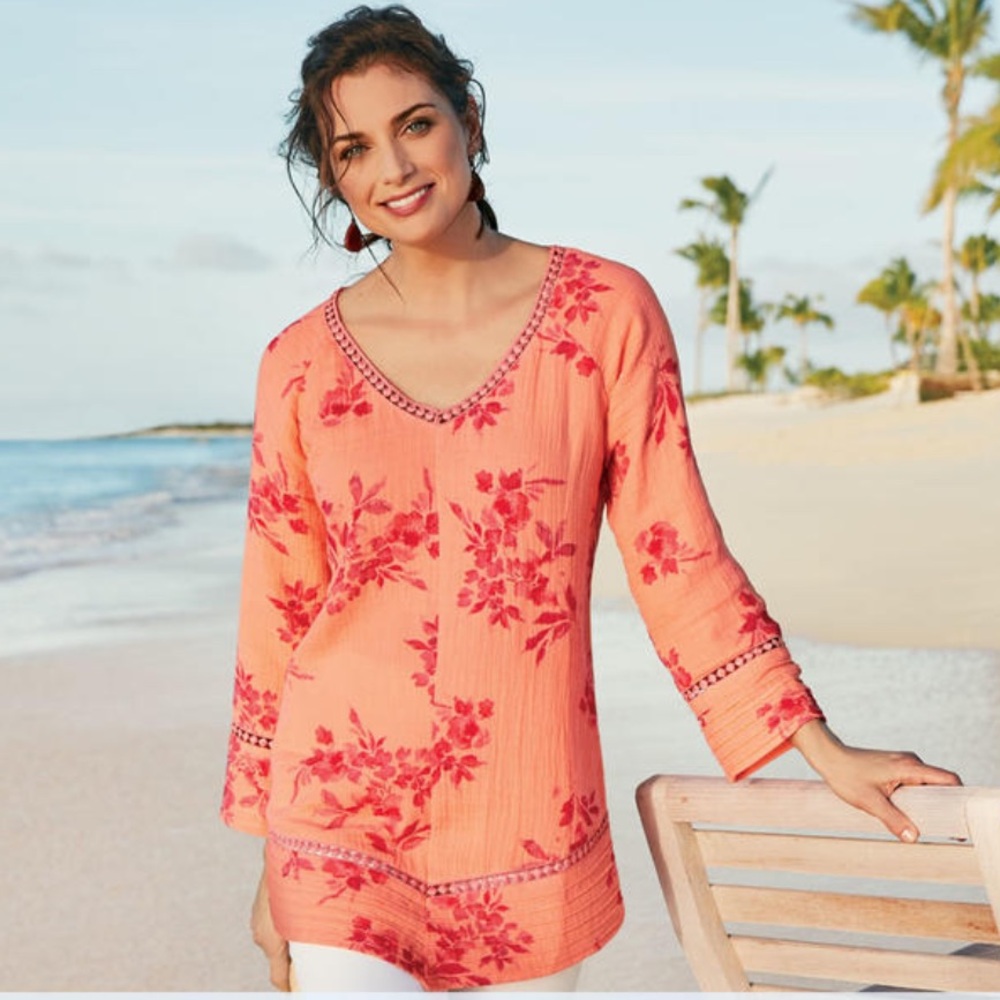 EUC Soft Surroundings garden gauze peach with pink/red floral print tunic sz PXL